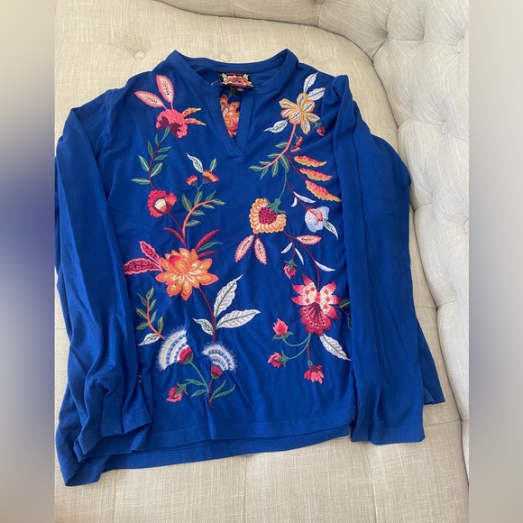 JOHNNY WAS JWLA SANDRA SPLIT JERSEY TEE - Picture 2 of 4